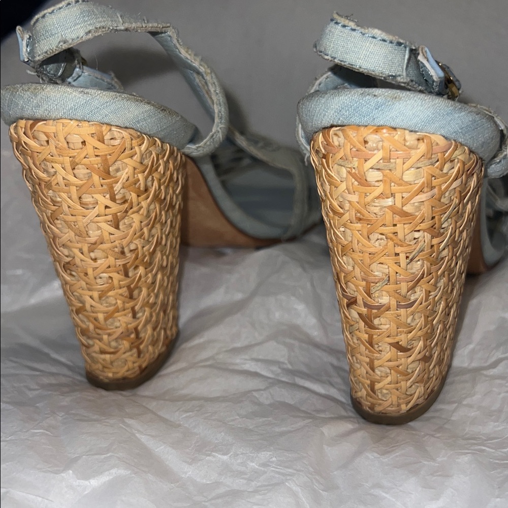 CHANEL Blue Slingback Sandals with Gold-Tone Details - Picture 12 of 16